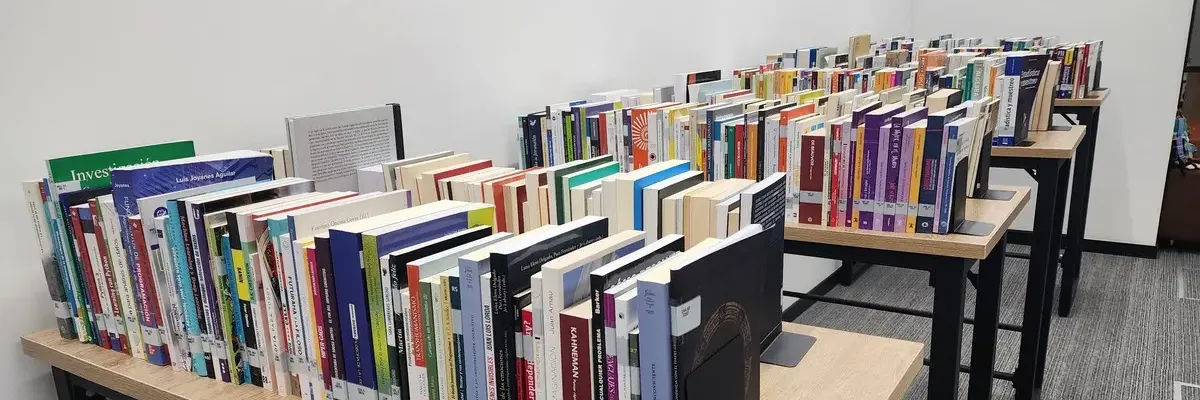 El CRAI de la IU Digital amplía su catálogo con más de 900 nuevos libros.