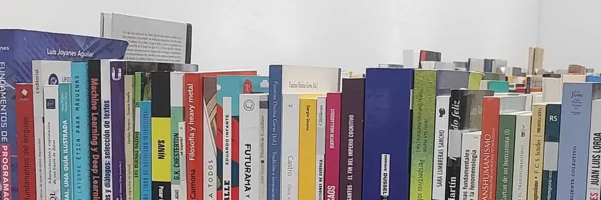 ¡Accede a apartes de libros físicos del CRAI desde donde estés!